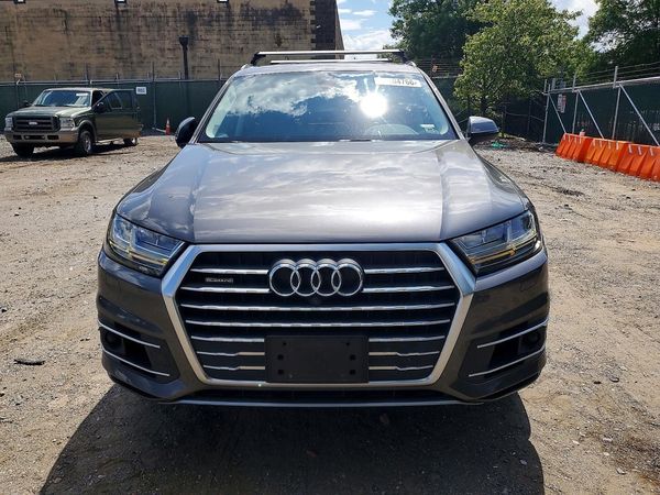 2018 AUDI Q7