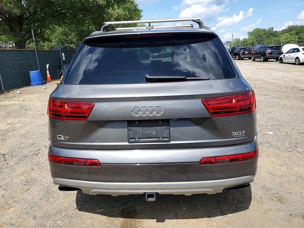 2018 AUDI Q7