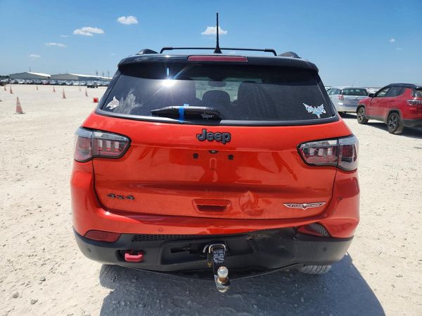 2019 JEEP COMPASS Trailhawk