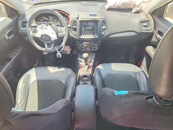 2019 JEEP COMPASS Trailhawk