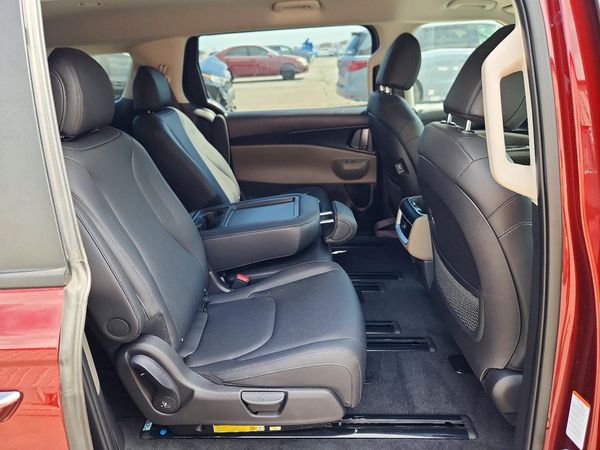 2026 KIA CARNIVAL