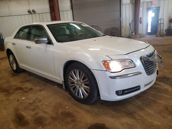 2012 CHRYSLER 300
