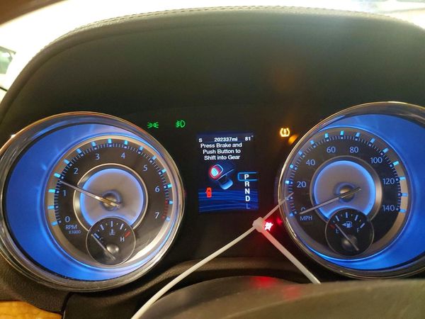 2012 CHRYSLER 300