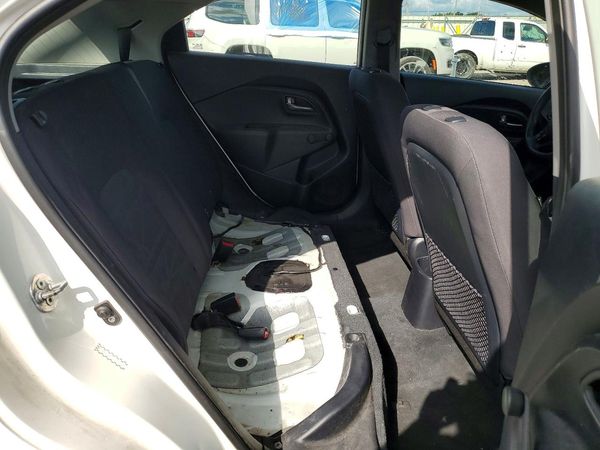 2013 KIA RIO