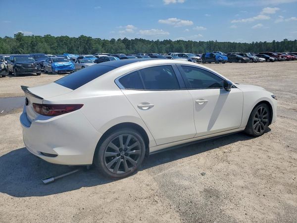 2023 MAZDA 3 Preferred Package