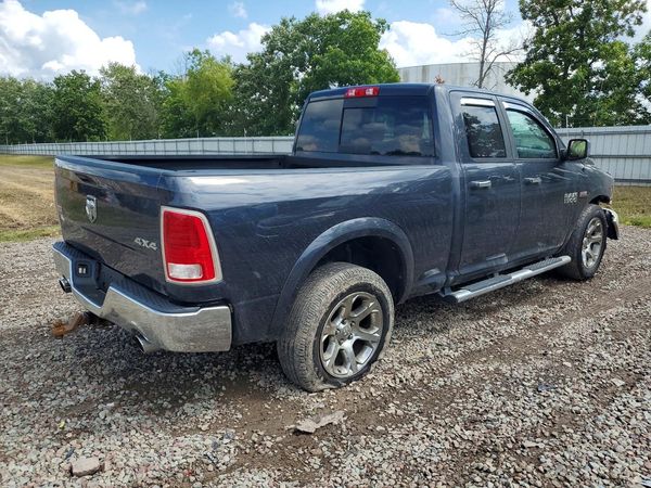 2017 RAM 1500 LARAMIE QUAD CAB 4X4