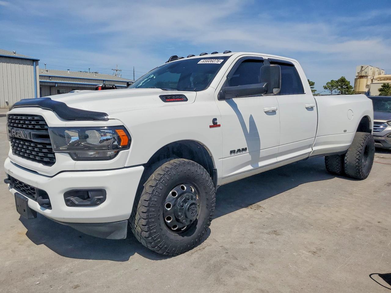 2022 RAM 3500 Big Horn, Lone Star