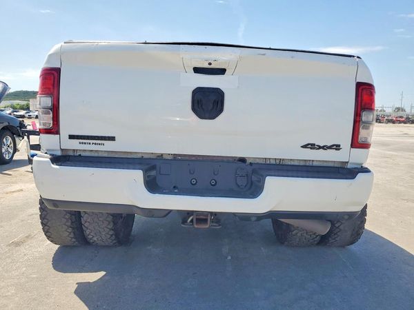 2022 RAM 3500 Big Horn, Lone Star