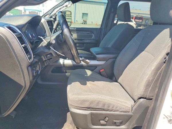 2022 RAM 3500 Big Horn, Lone Star