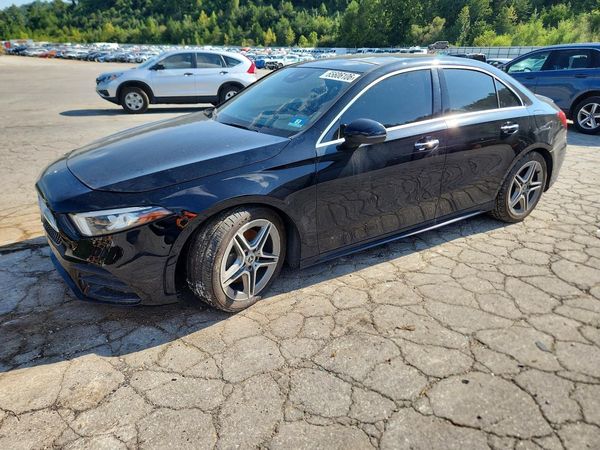 2019 MERCEDES-BENZ A-CLASS A220-4M — Front 3/4