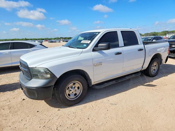 2015 RAM 1500 ST