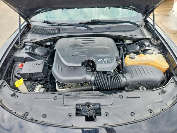2019 DODGE CHARGER SXT