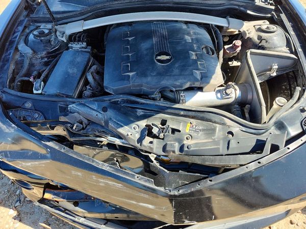 2015 CHEVROLET CAMARO 2LT — Engine bay