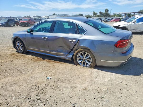 2017 VOLKSWAGEN PASSAT S
