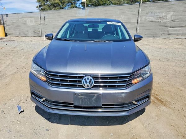 2017 VOLKSWAGEN PASSAT S