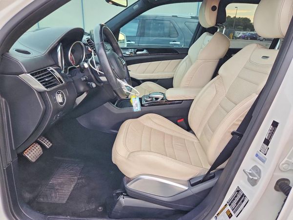 2017 MERCEDES-BENZ GLS AMG GLS63 — DENT