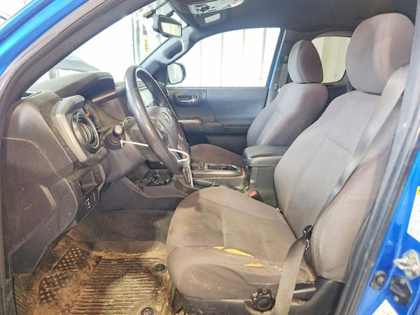 2017 TOYOTA TACOMA