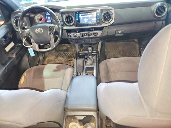2017 TOYOTA TACOMA
