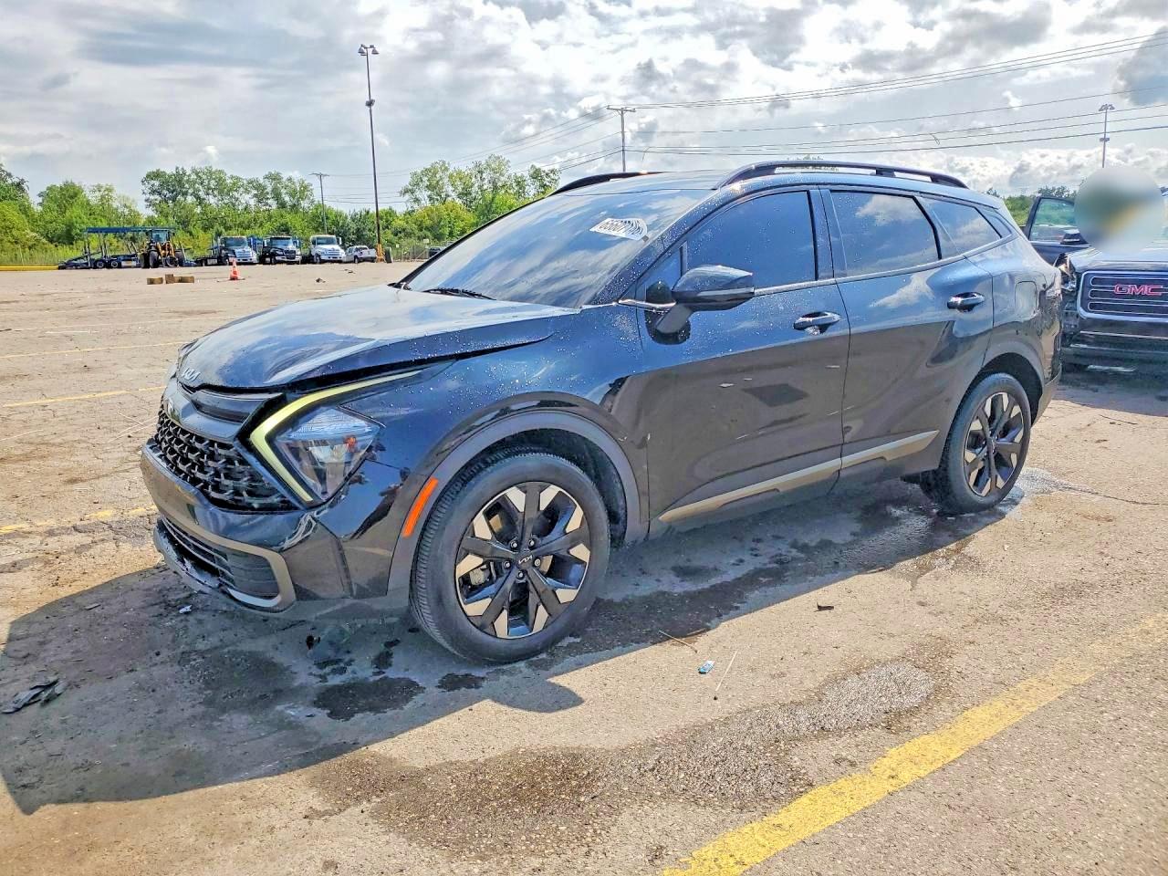 2023 KIA SPORTAGE X-LINE