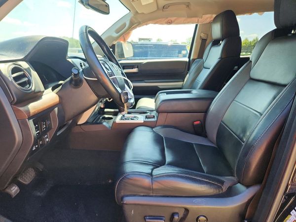 2018 TOYOTA TUNDRA Limited