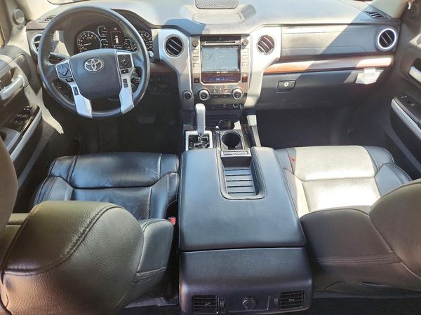 2018 TOYOTA TUNDRA Limited