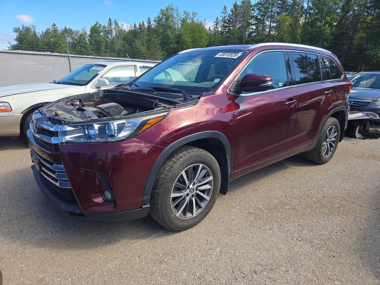 2017 TOYOTA HIGHLANDER