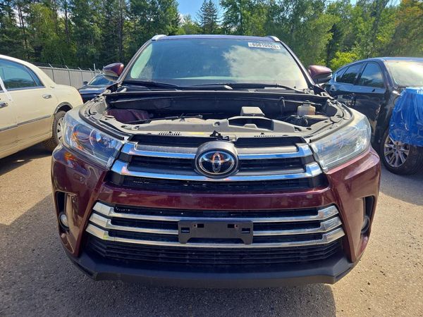 2017 TOYOTA HIGHLANDER