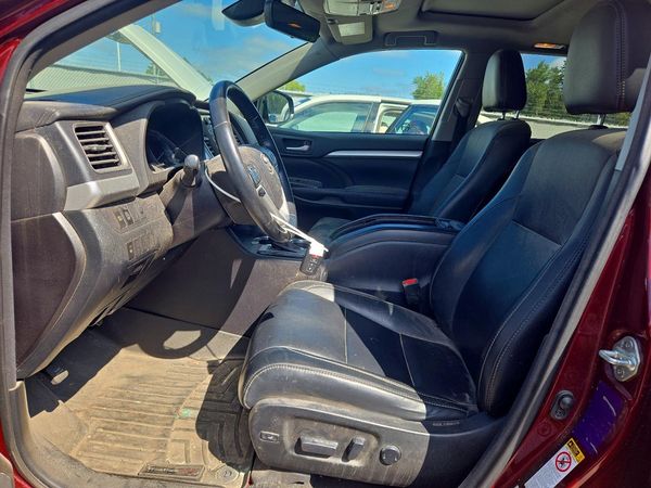 2017 TOYOTA HIGHLANDER