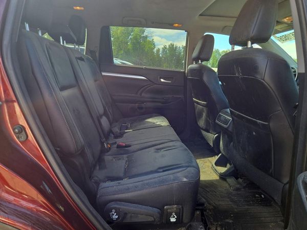 2017 TOYOTA HIGHLANDER
