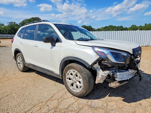 2023 SUBARU FORESTER