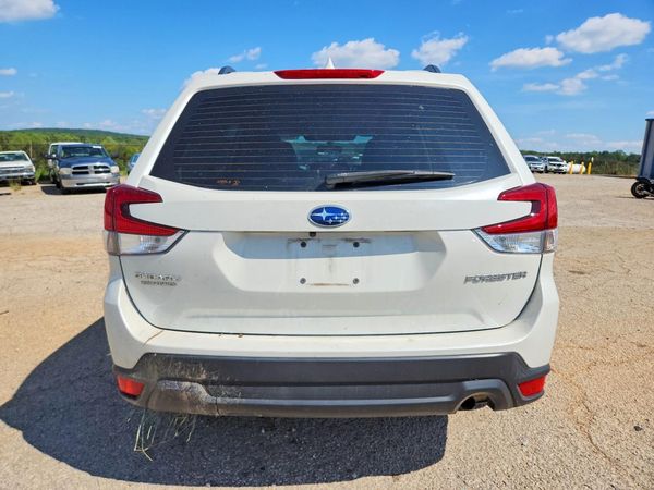 2023 SUBARU FORESTER
