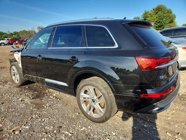 2022 AUDI Q7