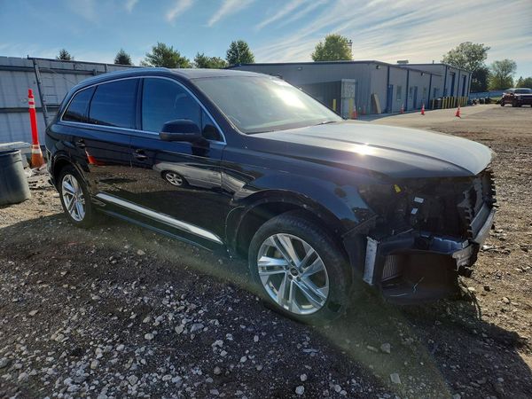 2022 AUDI Q7