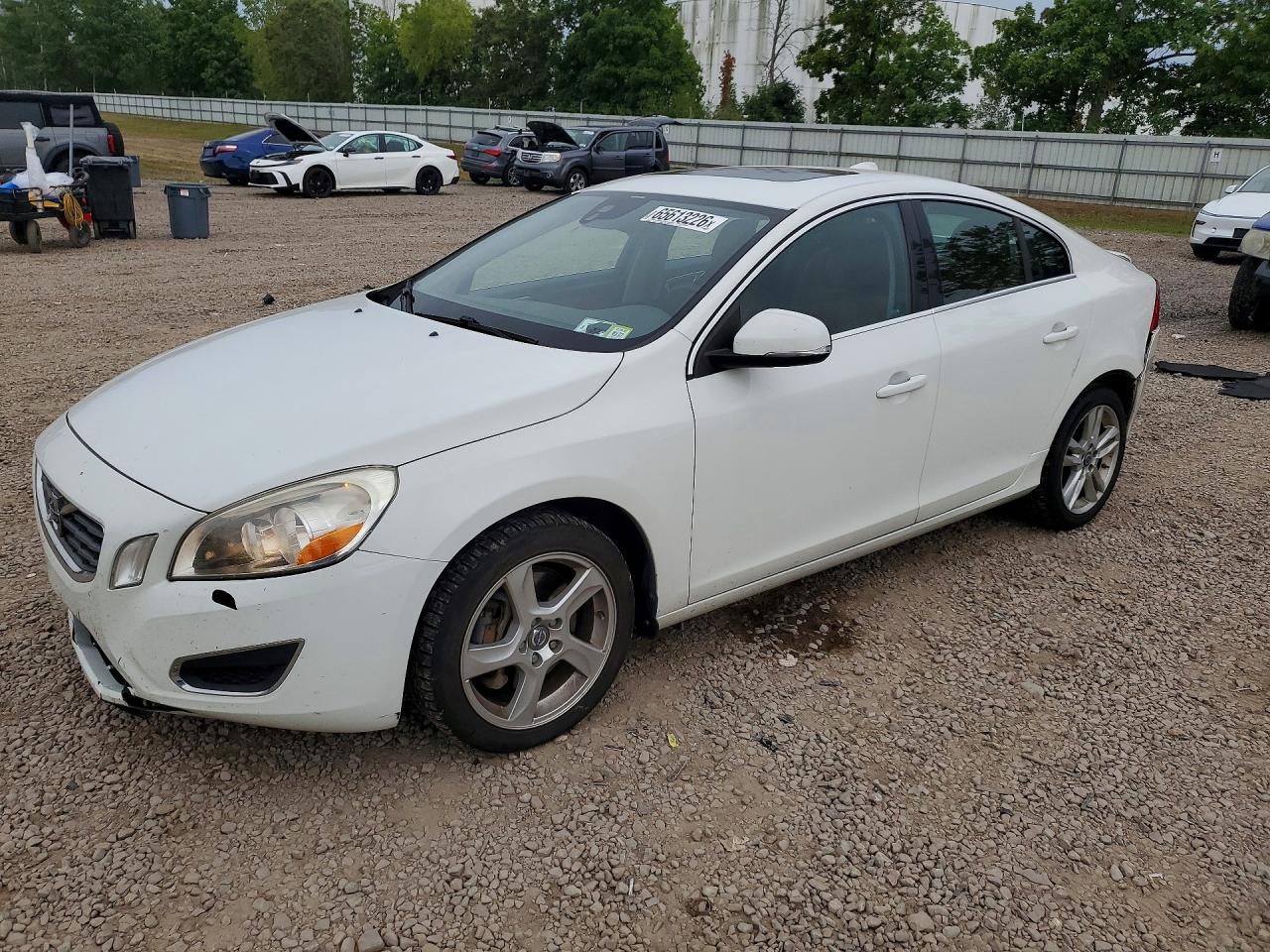 2013 VOLVO S60