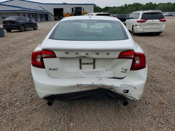 2013 VOLVO S60