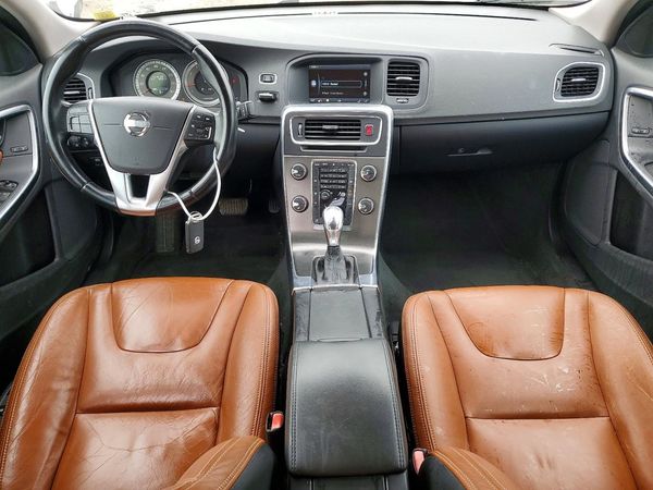 2013 VOLVO S60