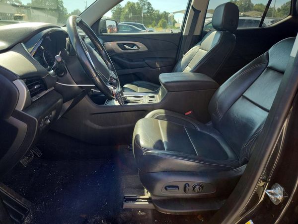 2020 CHEVROLET TRAVERSE LT