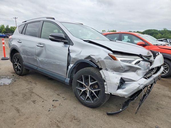 2018 TOYOTA RAV4 SE