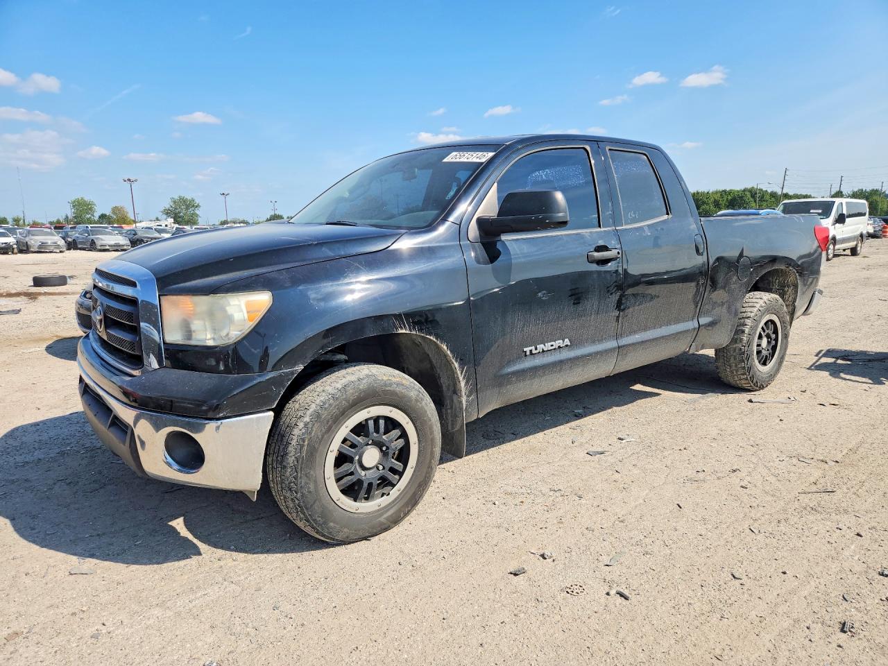 2013 TOYOTA TUNDRA SR5