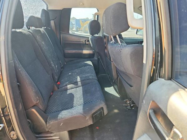 2013 TOYOTA TUNDRA SR5