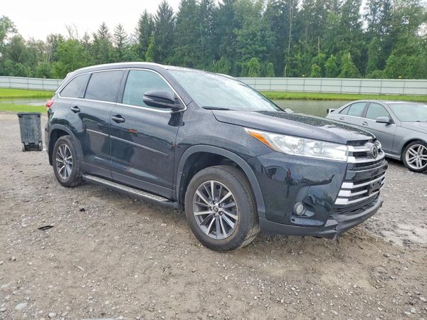2019 TOYOTA HIGHLANDER SE/XLE