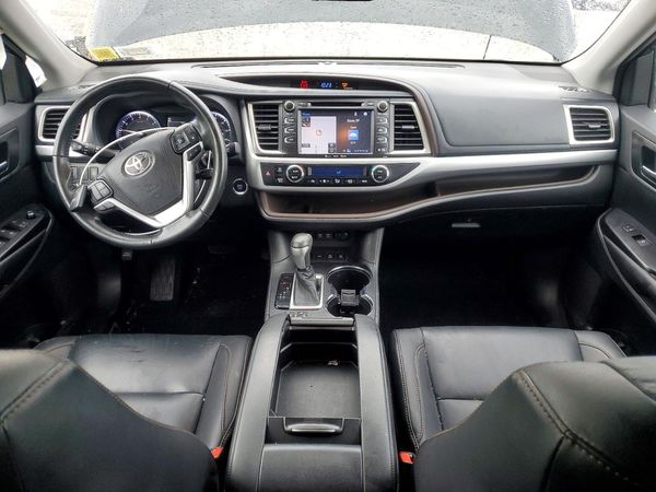 2019 TOYOTA HIGHLANDER SE/XLE