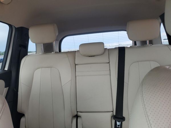 2022 MERCEDES-BENZ GLB GLB250