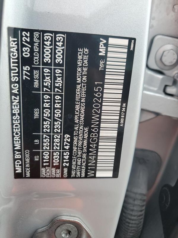 2022 MERCEDES-BENZ GLB GLB250