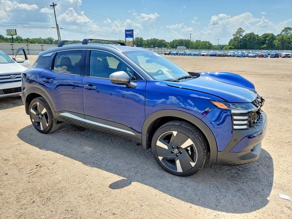 2025 NISSAN KICKS