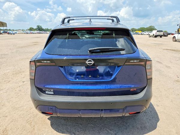 2025 NISSAN KICKS
