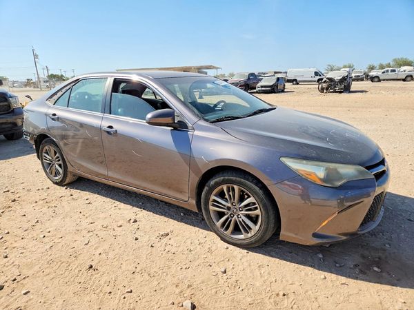 2015 TOYOTA CAMRY