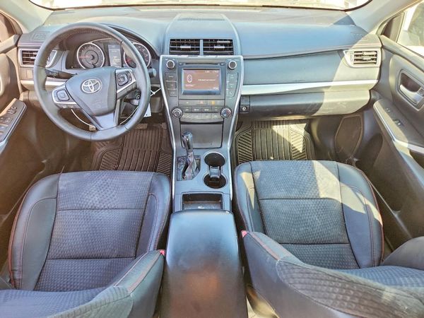 2015 TOYOTA CAMRY