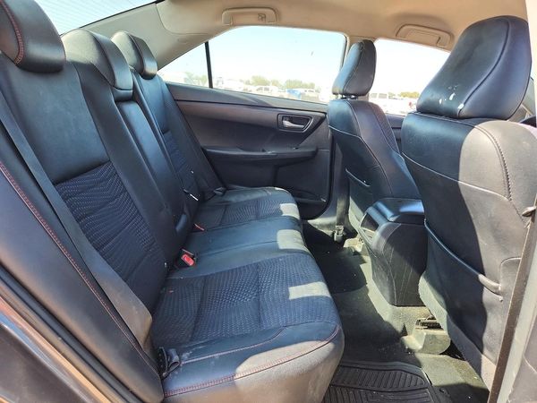 2015 TOYOTA CAMRY