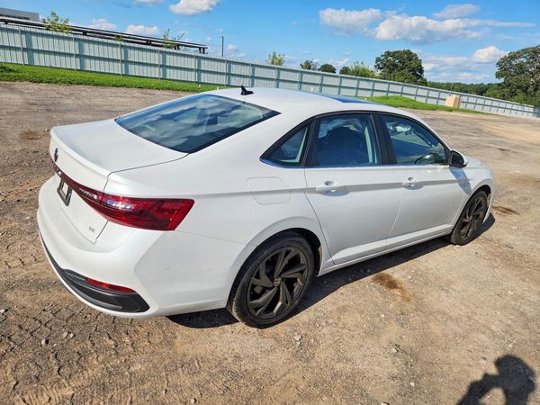 2025 VOLKSWAGEN JETTA SE